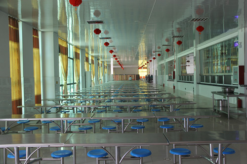 配套設(shè)施-食堂、浴室等